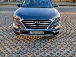 Grau Gebraucht 2019 Hyundai Tucson SUV | 14.500 € (Guter Preis)