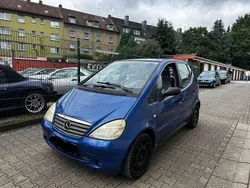 Blau Gebraucht 1999 Mercedes A140 Classic Limousine | 2.000 € (Teuer)