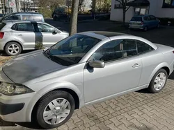 Silber Gebraucht 2007 Renault Mégane Cabriolet Dynamique Cabrio | 3.500 € (Fairer Preis)