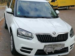 Weiß Gebraucht 2016 Skoda Yeti SUV | 8.750 € (Fairer Preis)