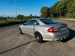 Silber Gebraucht 2004 Mercedes CLK320 Coupé | 8.550 € (Etwas zu teuer)