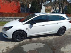 Weiß Gebraucht 2020 Opel Astra Kombi | 11.250 € (Guter Preis)