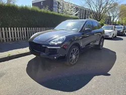 Schwarz Gebraucht 2014 Porsche Cayenne SUV | 30.500 € (Etwas zu teuer)