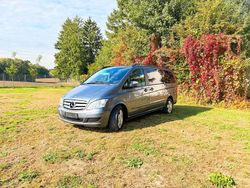 Grau Gebraucht 2011 Mercedes Viano Van / Kleinbus | 16.250 € (Fairer Preis)