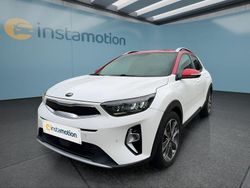 Weiß Gebraucht 2021 Kia Stonic SUV | 16.999 € (Fairer Preis)