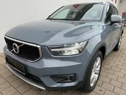 Grau Gebraucht 2019 Volvo XC40 Momentum SUV | 13.990 €