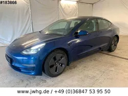 Blau Gebraucht 2021 Tesla Model 3 Long Range Limousine | 26.350 € (Guter Preis)