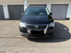 Schwarz Gebraucht 2007 VW Touran Van / Kleinbus | 3.900 € (Guter Preis)