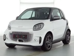 Weiß Gebraucht 2022 Smart ForTwo Electric Drive Edition #1 Coupé | 13.888 € (Teuer)