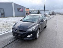 Schwarz Gebraucht 2014 Hyundai i30 Trend Kombi | 3.399 € (Superpreis)