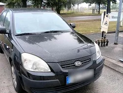 Schwarz Gebraucht 2009 Kia Rio Kleinwagen | 1.600 € (Guter Preis)