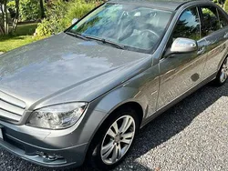 Grau Gebraucht 2007 Mercedes C180 Avantgarde Limousine | 9.498 € (Fairer Preis)