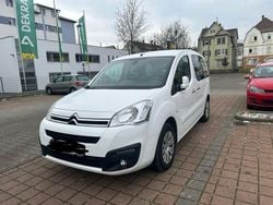 Weiß Gebraucht 2016 Citroën Berlingo Van / Kleinbus | 6.700 € (Fairer Preis)