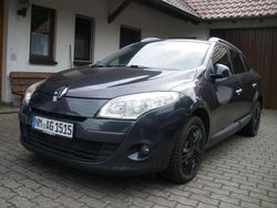 Grau eclipse Gebraucht 2011 Renault Mégane GrandTour Dynamique Kombi | 2.500 € (Fairer Preis)