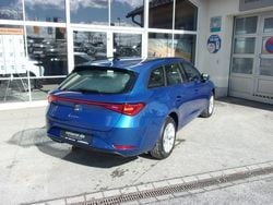 Nevada/moon weiss metallic Gebraucht 2024 Seat Leon FR Kombi | 27.579 € (Guter Preis)