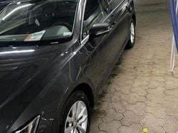 Grau Gebraucht 2019 VW Passat Comfortline Kombi | 16.500 € (Guter Preis)