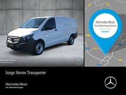 Weiß Gebraucht 2021 Mercedes Vito Van / Kleinbus | 27.346 € (Etwas zu teuer)