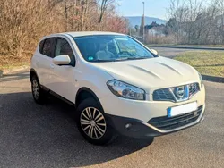 Weiß Gebraucht 2013 Nissan Qashqai 360º SUV | 8.490 € (Fairer Preis)