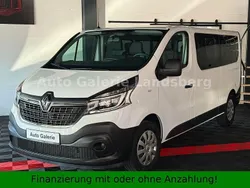 Weiß Gebraucht 2020 Renault Trafic Life Van | 23.490 € (Etwas zu teuer)