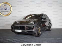 Grau Gebraucht 2020 Porsche Cayenne Turbo S SUV | 108.995 € (Superpreis)