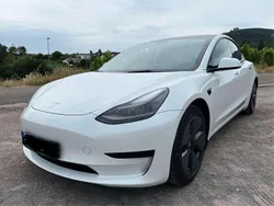 Gebraucht 2021 Tesla Model 3 Standard Range Plus Limousine | 24.444 € (Superpreis)