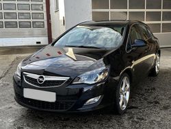 Schwarz Gebraucht 2010 Opel Astra Limousine | 4.500 € (Fairer Preis)