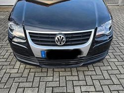 Schwarz Gebraucht 2009 VW Touran Van / Kleinbus | 4.400 € (Etwas zu teuer)