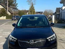 Blau Gebraucht 2018 Opel Crossland X SUV | 12.500 € (Etwas zu teuer)