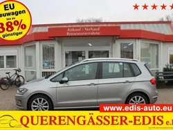 Grau Gebraucht 2016 VW Golf Sportsvan Van / Kleinbus | 12.990 € (Guter Preis)
