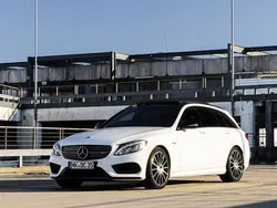 Weiß Gebraucht 2017 Mercedes C43 AMG AMG Kombi | 36.000 € (Etwas zu teuer)