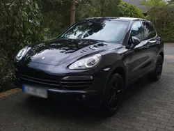 Schwarz Gebraucht 2010 Porsche Cayenne SUV | 20.000 € (Etwas zu teuer)