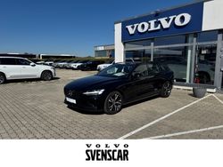 Schwarz Gebraucht 2021 Volvo V60 R-Design Kombi | 29.490 € (Fairer Preis)