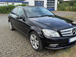 Schwarz Gebraucht 2009 Mercedes C200 Limousine | 6.100 €