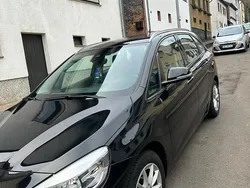 Schwarz Gebraucht 2016 BMW 218 Van / Kleinbus | 8.900 € (Fairer Preis)