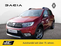 Rot Gebraucht 2018 Dacia Sandero Essentiel Kleinwagen | 8.750 € (Fairer Preis)