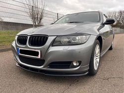 Grau Gebraucht 2011 BMW 320 Exclusive Kombi | 4.900 € (Guter Preis)