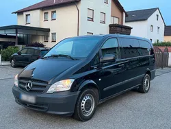 Schwarz Gebraucht 2013 Mercedes Vito Van / Kleinbus | 11.990 €