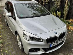 Silber Gebraucht 2016 BMW 220 Gran Tourer Comfort Edition Van / Kleinbus | 18.900 € (Etwas zu teuer)