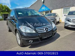 Schwarz Gebraucht 2011 Mercedes A160 Avantgarde Van / Kleinbus | 9.700 € (Teuer)