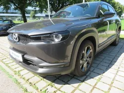 Matrixgrau (metallic) Gebraucht 2021 Mazda MX30 Ad'Vantage SUV | 17.880 € (Fairer Preis)