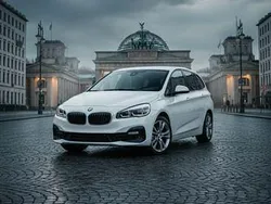 Weiß Gebraucht 2018 BMW 218 Gran Tourer Sport Line Van / Kleinbus | 21.000 € (Etwas zu teuer)