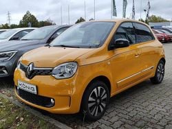 Mangogelb Gebraucht 2023 Renault Twingo Kleinwagen | 13.990 € (Guter Preis)