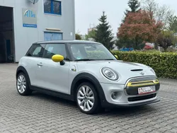 Grau Gebraucht 2020 Mini Cooper SE Kleinwagen | 15.990 € (Fairer Preis)