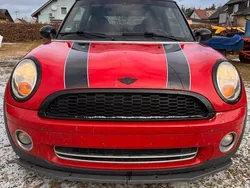 Rot Gebraucht 2010 Mini Cooper Kleinwagen | 2.100 € (Superpreis)