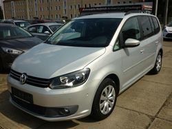 Silber Gebraucht 2013 VW Touran Comfortline Van / Kleinbus | 9.500 € (Fairer Preis)