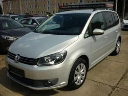 Silber Gebraucht 2013 VW Touran Comfortline Van / Kleinbus | 9.900 € (Fairer Preis)