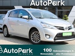 Silber Gebraucht 2017 Toyota Verso Edition-S Van / Kleinbus | 14.790 € (Fairer Preis)