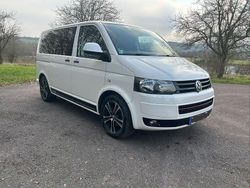 Weiß Gebraucht 2010 VW Caravelle Van / Kleinbus | 12.000 € (Fairer Preis)