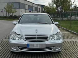 Grau Gebraucht 2005 Mercedes C180 Limousine | 3.000 € (Fairer Preis)