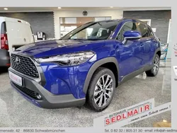 Blau Neu 2025 Toyota Corolla Cross Style SUV | 34.649 € (Fairer Preis)